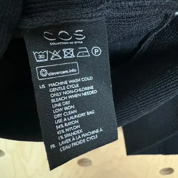 COS Women’s Zip Crew Neck Black Cardigan Sweater Size Small - Picture 8 of 9